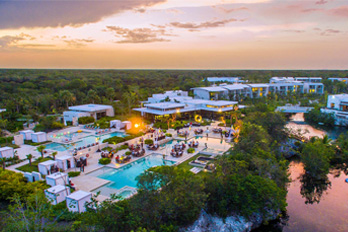 andaz_carousel-02